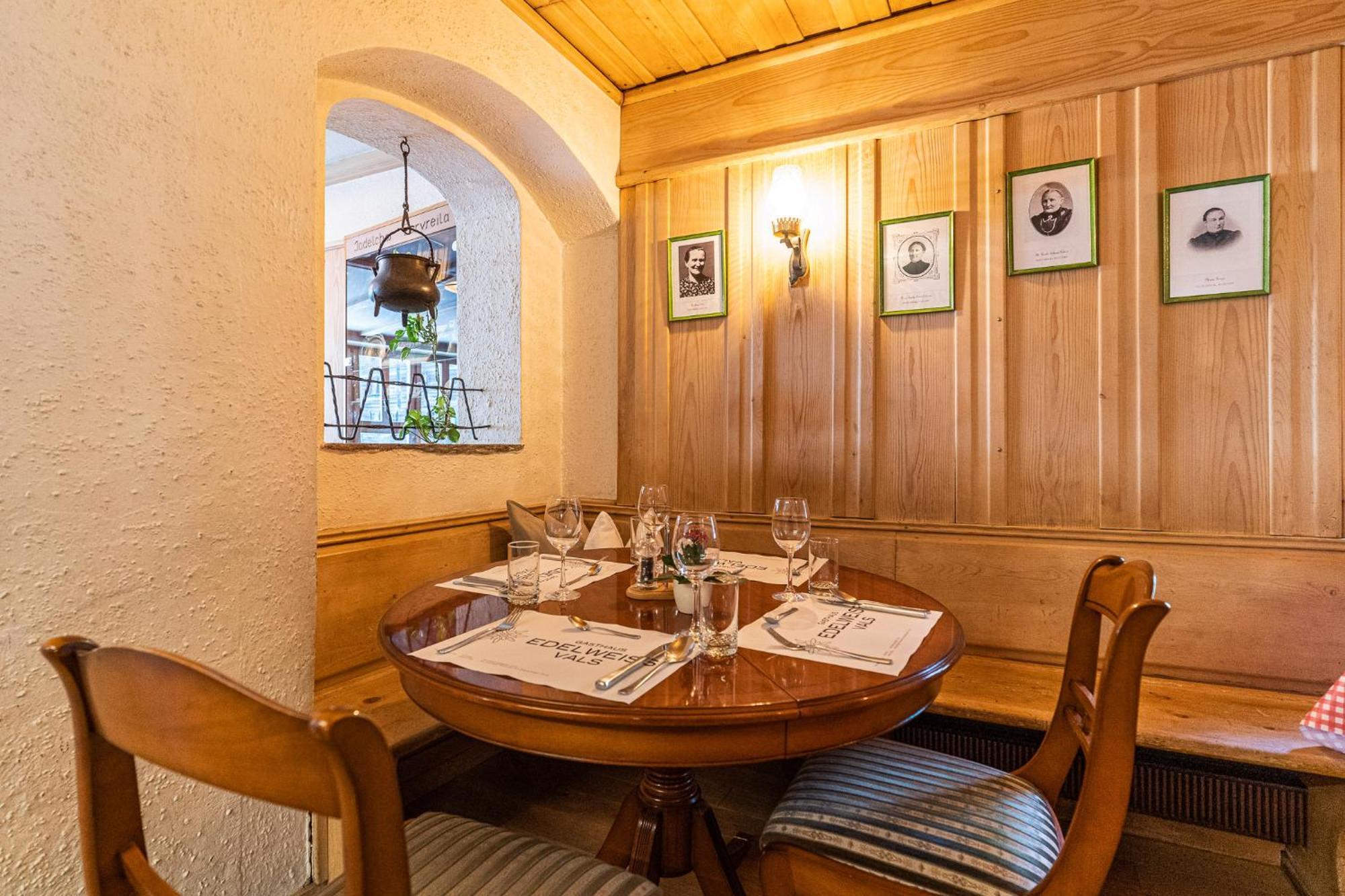 Gasthaus Edelweiss Фальс Екстер'єр фото